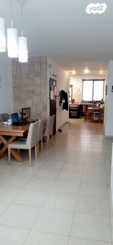 זכריה הרופא 19