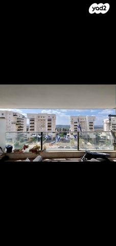 דירה, נחל אלכסנדר 11, צור יצחק