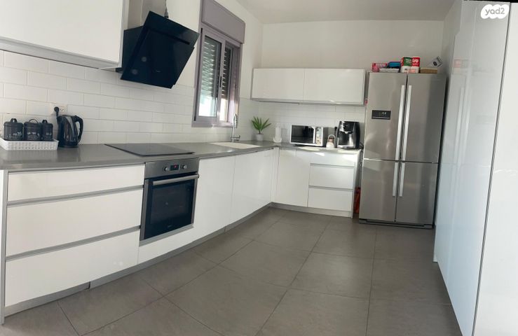 דירה, היסעור 5, החותרים, טירת כרמל