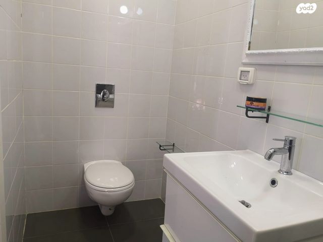 דירה, עובדיה מברטנורה 10, הצפון הישן - צפון, תל אביב יפו