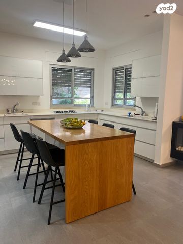 בית פרטי/ קוטג', יהושע בן נון 116, רבבה, רבבה