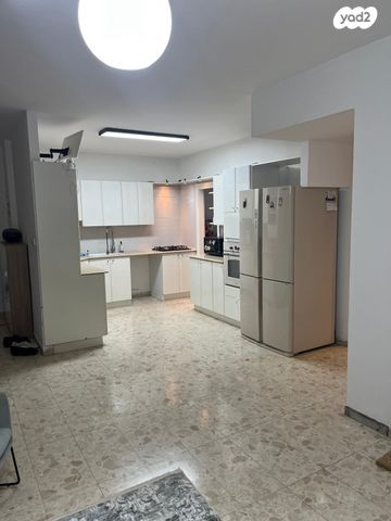 דירה, זלמן שז"ר 35, נווה חוף, ראשון לציון