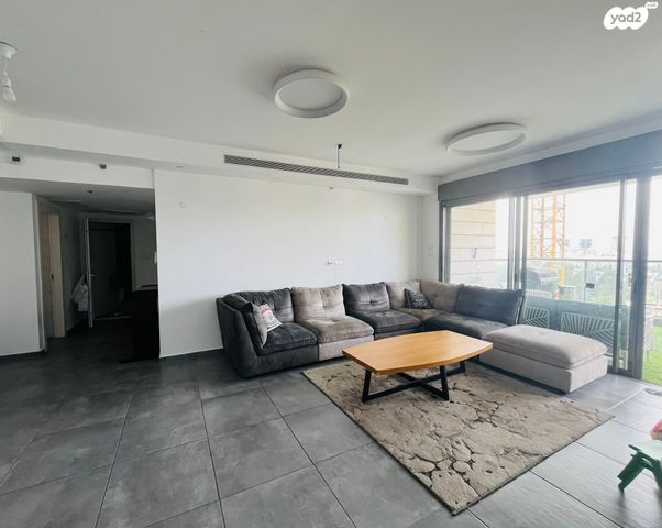 דירה, מבצע חירם 1, נווה ים, ראשון לציון