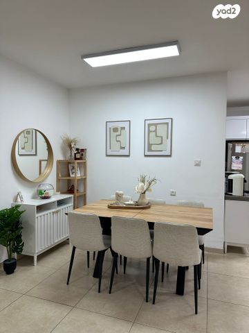 דירה, דבורה הנביאה 20, רובע יזרעאל סביוני העמק, עפולה