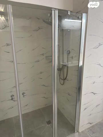 דירה, מעלה הבנים 406, שכונה ותיקה - מרכז העיר, מעלות תרשיחא