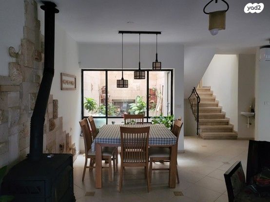 דו משפחתי, הזית 92, לפיד, לפיד