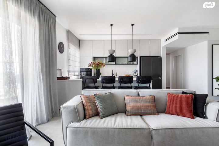 דירה, קרל פופר 9, קרית המדע, נתניה