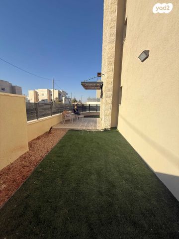 דירת גן, עין המערה 1, המעיינות, מצפה רמון