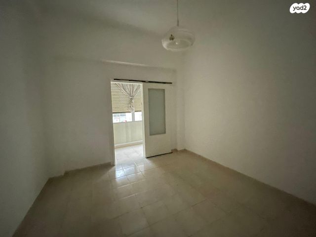 עמק הזיתים 13