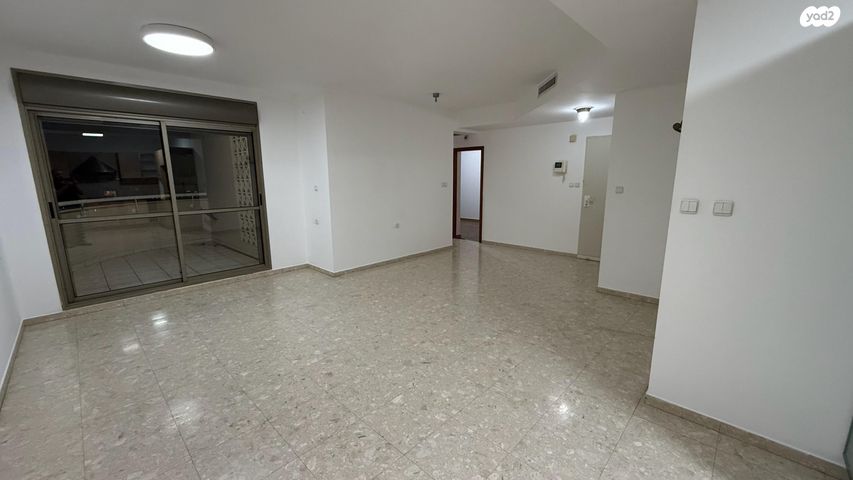 דירה, מוטה גור 2, קרית ספיר, כפר סבא