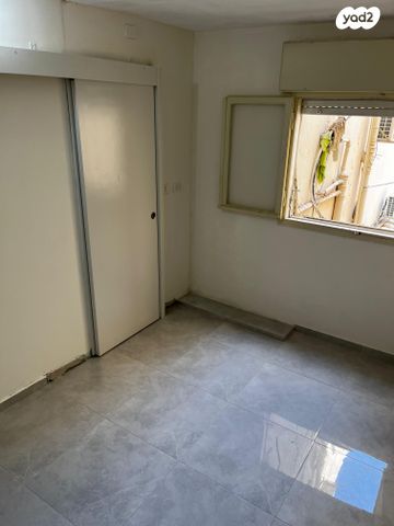 יחידת דיור, א.ד. גורדון 4, צפון מערב מרכז העיר, נתניה