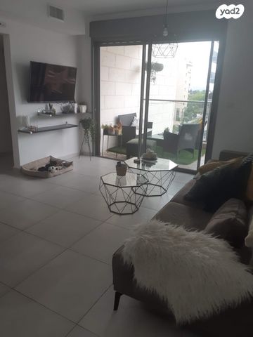 דירה, חטיבת כפיר 5, רובע יזרעאל סביוני העמק, עפולה