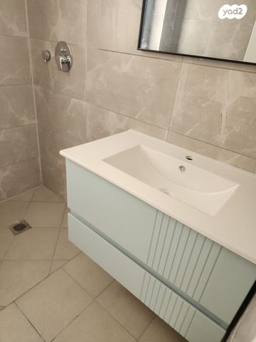 דירה, הרא"ה 153, עליות, רמת גן