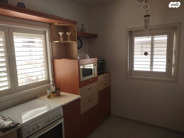 ראשון לציון 24