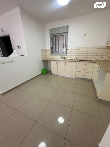 דירה, שדרות רובע יזרעאל 44, רובע יזרעאל סביוני העמק, עפולה