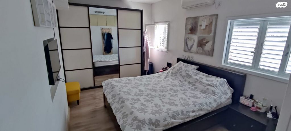 דירה, טשרניחובסקי 26, לב העיר, בת ים