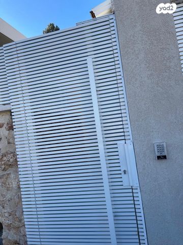 יחידת דיור, החרוב 15, ראש פינה, ראש פינה