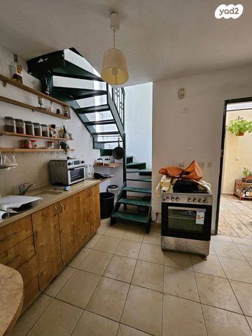 דירה, אילת 11, מחנה יהודה - לב העיר, ירושלים