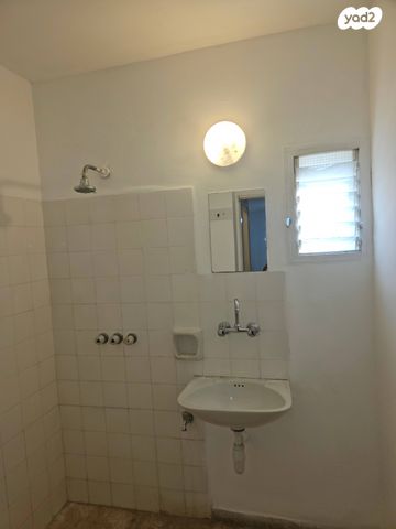 דירה, המייסדים 3, נווה אפרים, פרדס חנה כרכור