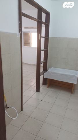 יחידת דיור, הגיבורים 63, מרכז העיר, חדרה