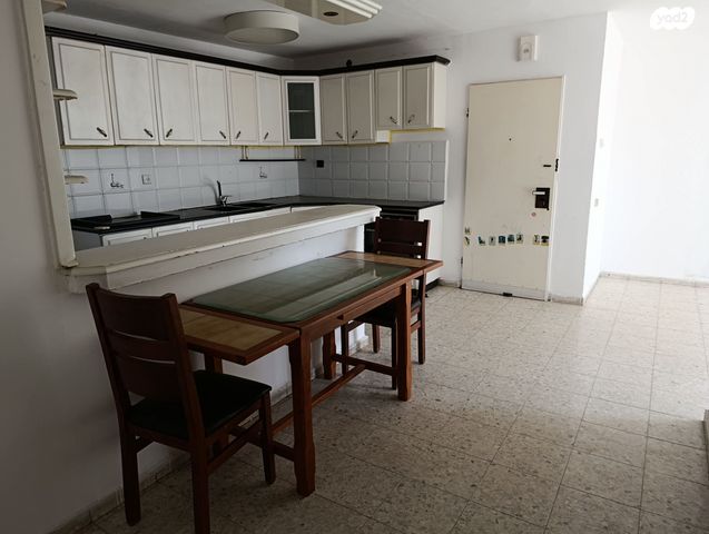 דירה, שדרות לכיש 44, בני ישראל, קרית גת