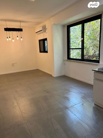 דירה, טשרניחובסקי 25, מרכז, הרצליה