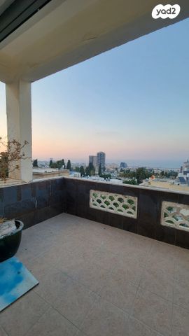 דירה, ארלוזורוב 61, הדר עליון, חיפה