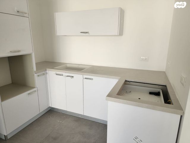 דירה, הרא"ה 153, עליות, רמת גן