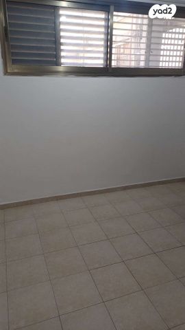 יחידת דיור, הגיבורים 63, מרכז העיר, חדרה