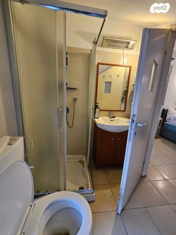 דירה, אילת 11, מחנה יהודה - לב העיר, ירושלים