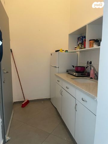 דירה, נחום דוברין 8, שער פלמר, תחנת רכבת השמונה, חיפה