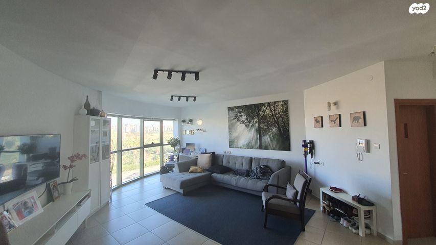 אבא קובנר 13