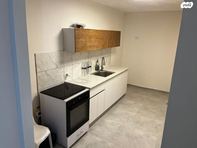 יחידת דיור, א.ד. גורדון 4, צפון מערב מרכז העיר, נתניה