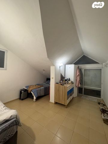 דירה, אילת 11, מחנה יהודה - לב העיר, ירושלים