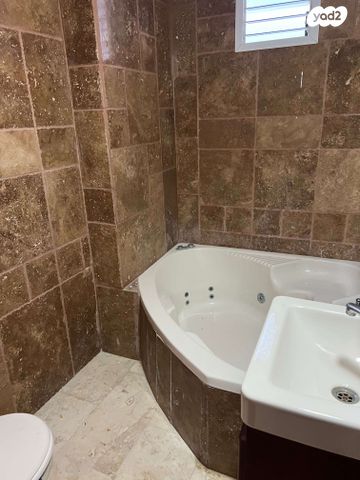 דירה, חיל האוויר 11, פסגת זאב, ירושלים