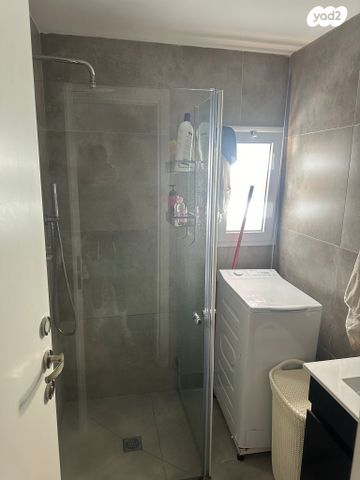 דירה, החרמון 4, קרית שרת מזרח, חולון