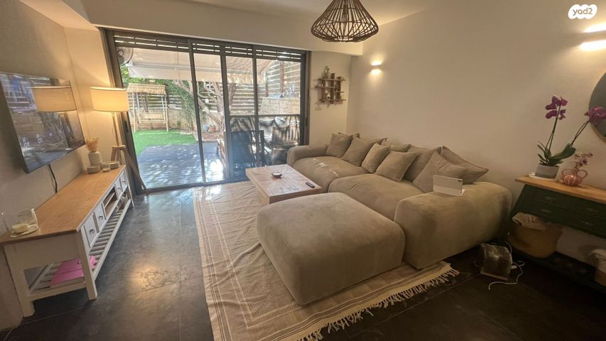 חנה רובינא 1