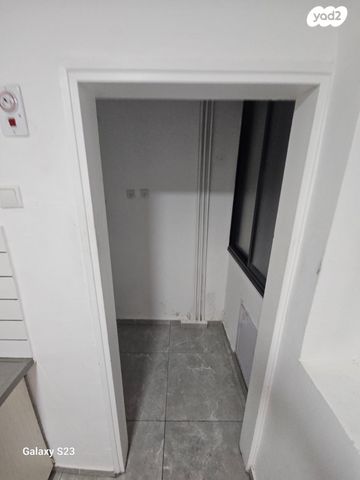 דירה, מעפילי אגוז 7, נווה חן, תל אביב יפו