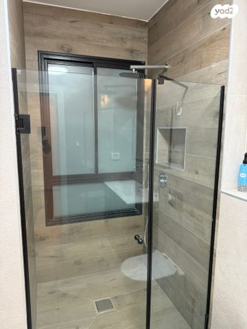 יחידת דיור, העפרוני 295, יובל, יובל