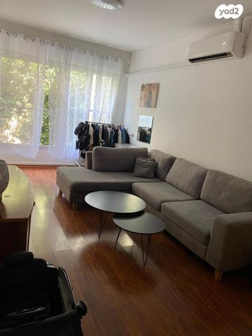 דירה, שדרות ודג'ווד 32, מרכז הכרמל, חיפה