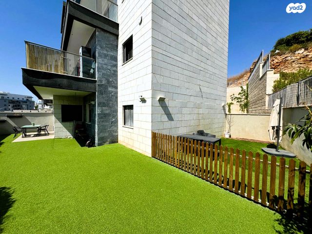 דירת גן, כלנית 5, הפרחים, חריש