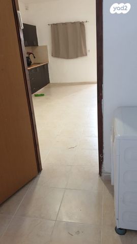 דירה, שדרות ירושלים 68, צהלון, שיכוני חסכון, תל אביב יפו