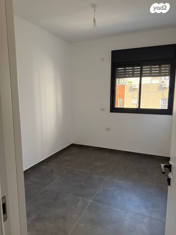 דירה, בראשית 1, אלון, רמת השרון