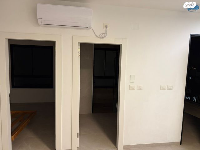 יחידת דיור, העפרוני 295, יובל, יובל