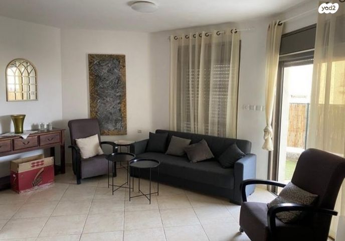 דירת גן, אבני חושן 19, אבני חן, אילת