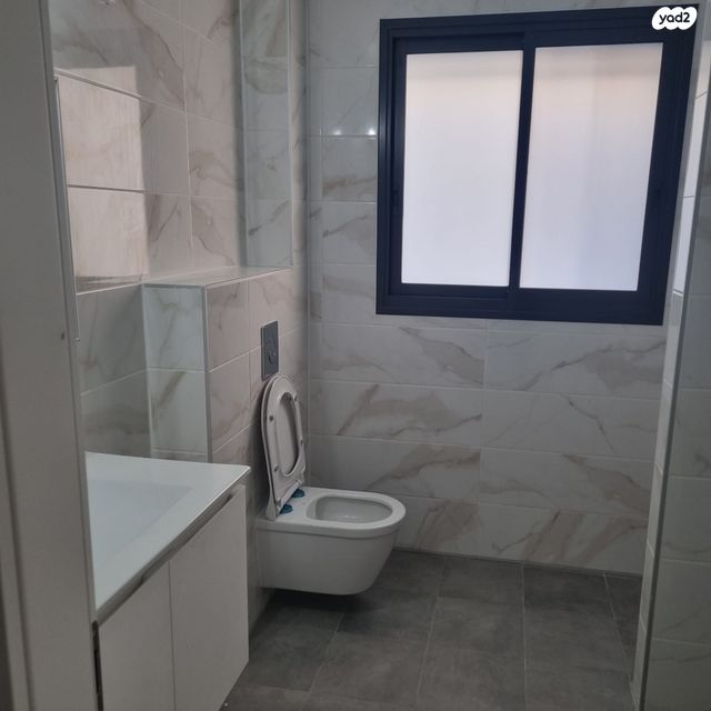 דירה, הצנחנים 15, נווה שרת, תל אביב יפו