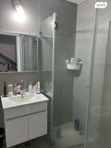 מרתף/ פרטר, התבור 1, תל צור, אבן יהודה