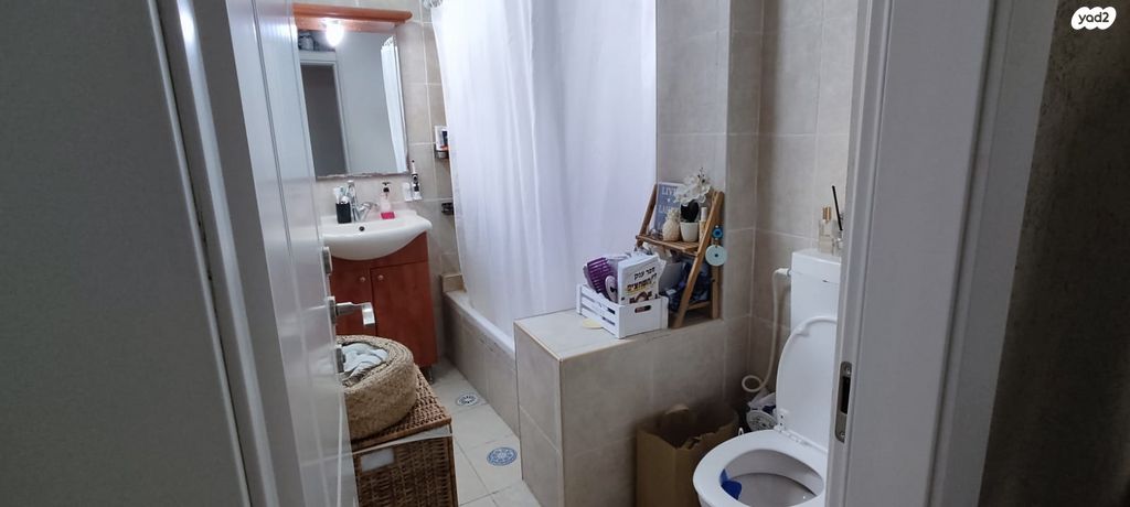 דירה, טשרניחובסקי 26, לב העיר, בת ים