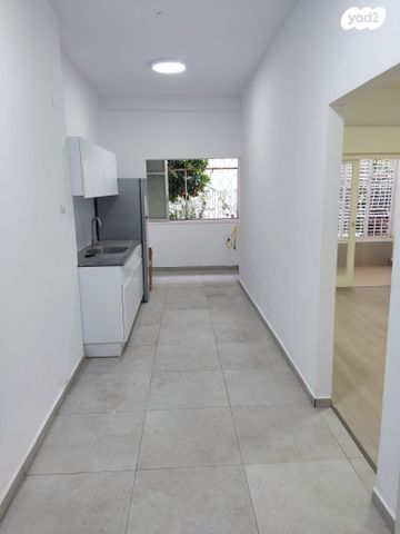 דירה, זוהר 8, שכונת בן גוריון, מרכז העיר ג', רמת גן