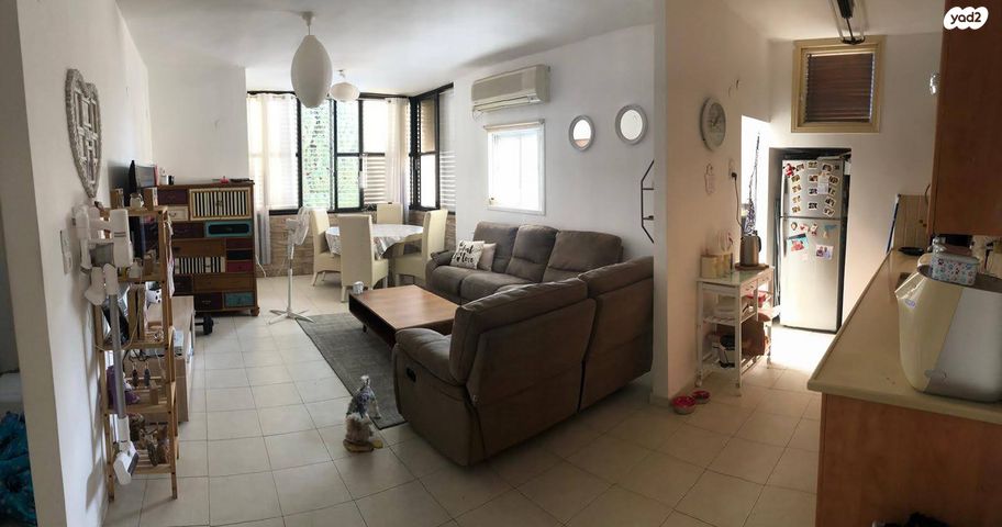 חומה ומגדל 38